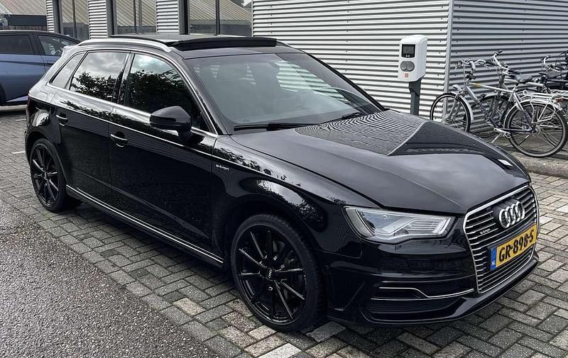 Gebruikt 2015 Audi A3 Sportback e-tron S-Line Sedan | € 9.950 (Goede deal) - Afbeelding 1/4