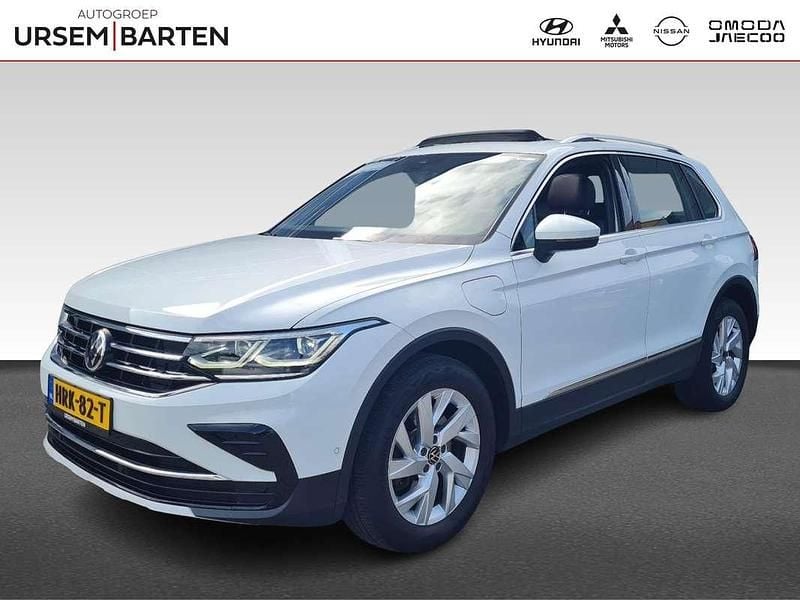 Wit Occasion 2021 VW Tiguan Business+ SUV | € 26.430 (Goede deal) - Afbeelding 1/4
