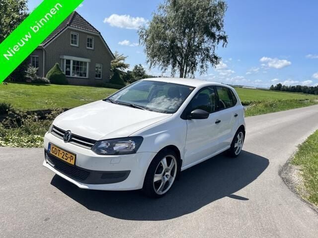 Wit Gebruikt 2010 VW Polo Trendline Hatchback | € 2.999 (Goede deal) - Afbeelding 1/4