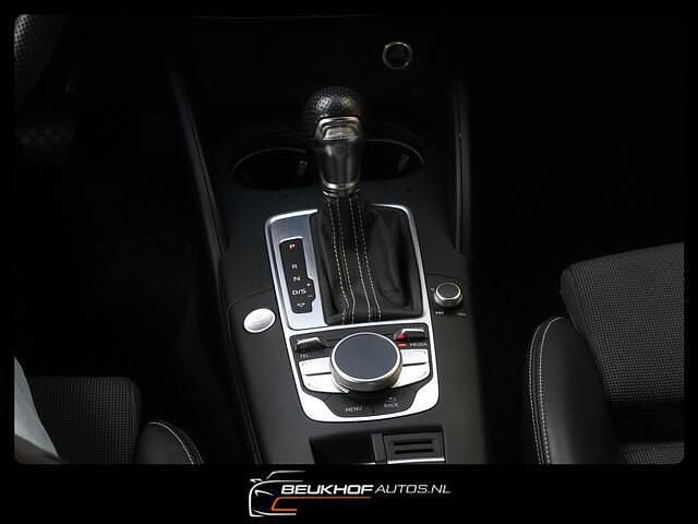 Occasion Audi A3 Sportback S-Line 150 PK (110 kW) 2015 Rood Hatchback