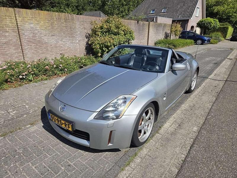 Zilver Gebruikt 2005 Nissan 350Z Cabriolet | € 15.000 (Eerlijke prijs) - Afbeelding 1/4