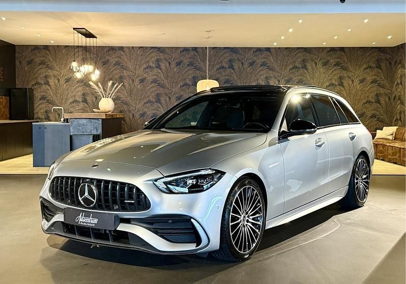 Zilver Occasion 2022 Mercedes C200 AMG line Stationwagen | € 36.950 (Eerlijke prijs) - Afbeelding 1/4