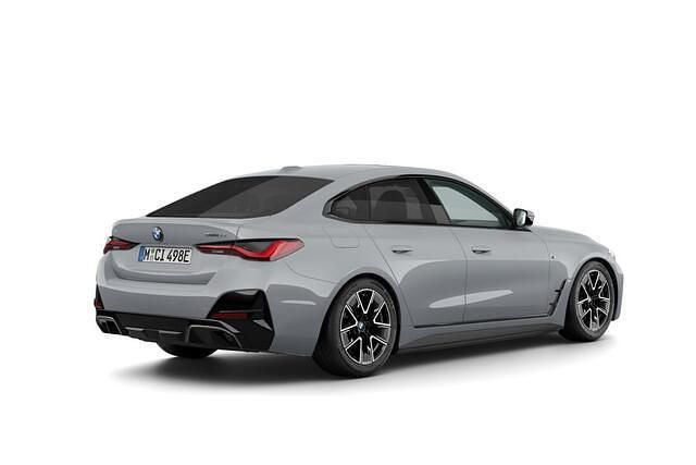 Nieuw BMW i4 M Sport 250 kW (340 PK) 2026 Brooklyn grau Sedan