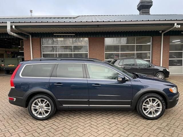 Occasion Volvo XC70 Summum 245 PK (180 kW) 2014 Blauw (metallic) Stationwagen