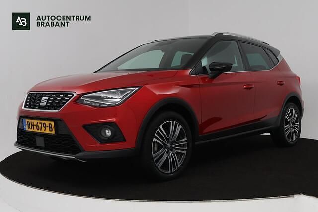 Rood Gebruikt 2017 Seat Arona XCELLENCE SUV | € 11.945 (Eerlijke prijs) - Afbeelding 1/4