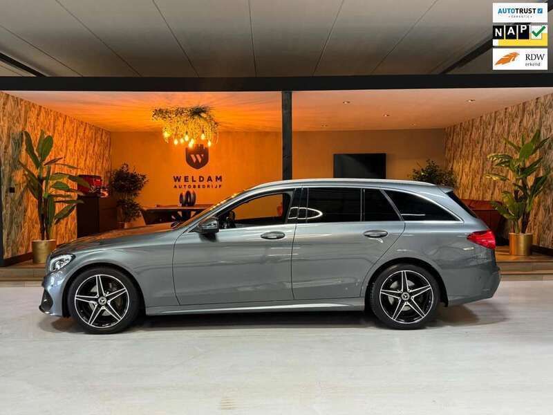Grijs, metallic lak Gebruikt 2018 Mercedes C160 Business Coupé | € 22.990 (Eerlijke prijs) - Afbeelding 1/4