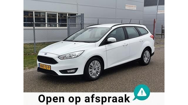 Wit Gebruikt 2016 Ford Focus Trend Stationwagen | € 7.450 (Eerlijke prijs) - Afbeelding 1/4