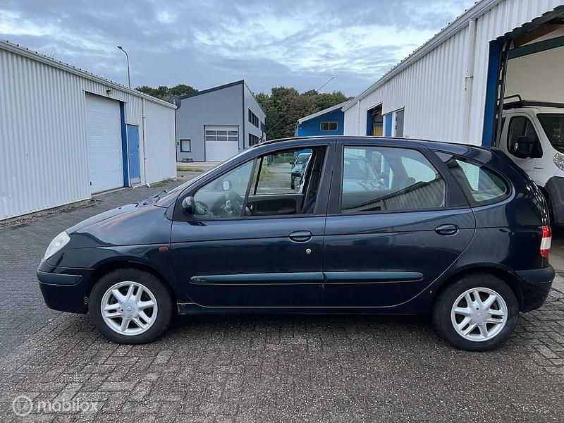 Groen Gebruikt 2003 Renault Scénic MPV | € 599 (Eerlijke prijs) - Afbeelding 1/4