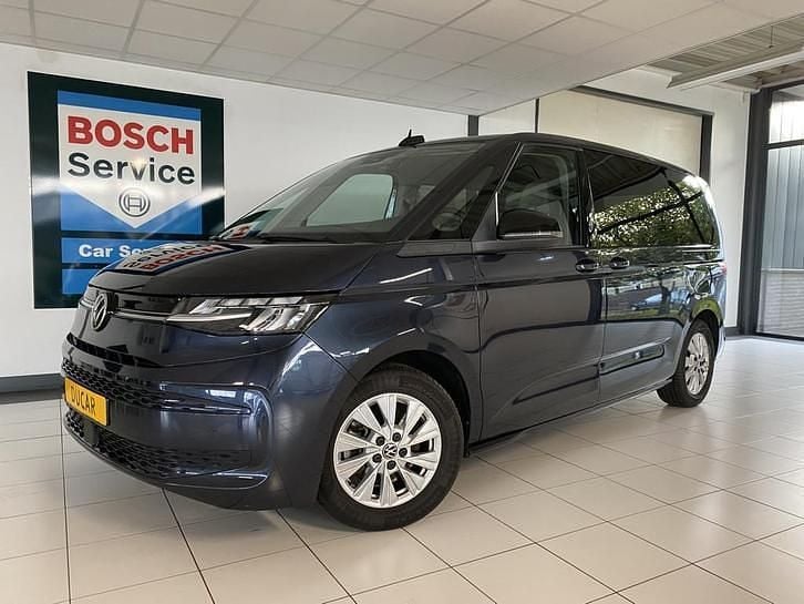 Blauw Gebruikt 2022 VW Multivan Van | € 39.950 - Afbeelding 1/4