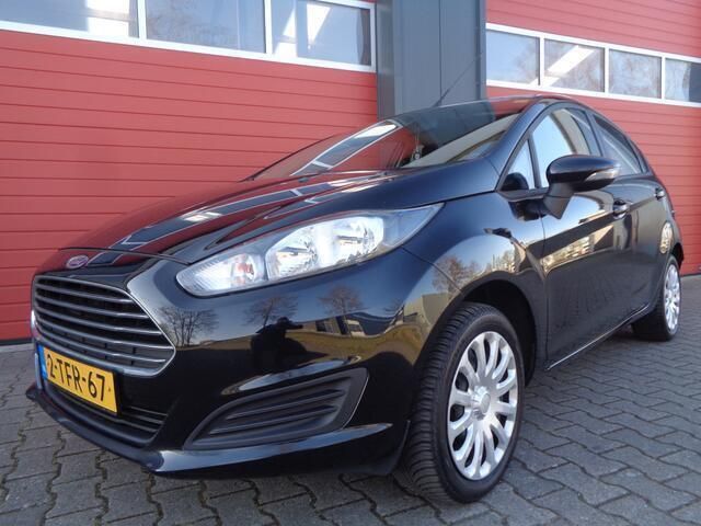 Occasion Ford Fiesta Style 82 PK (60 kW) 2014 Zwart Hatchback