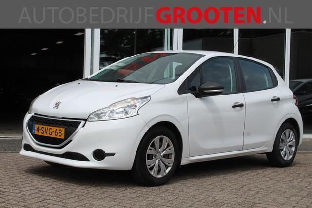 Wit Gebruikt 2013 Peugeot 208 Access Hatchback | € 4.999 (Eerlijke prijs) - Afbeelding 1/4