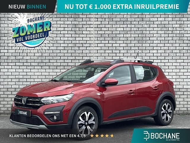 Rouge fusion (npi) Gebruikt 2021 Dacia Sandero Comfort Hatchback | € 15.945 (Iets duurder) - Afbeelding 1/4