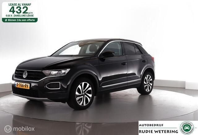 Zwart, metallic lak Gebruikt 2022 VW T-Roc Active SUV | € 26.950 (Goede deal) - Afbeelding 1/4