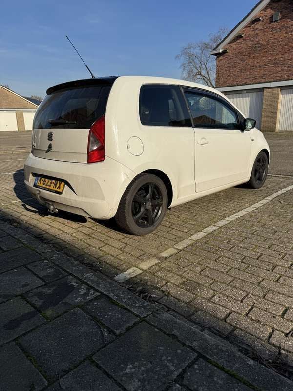 Wit Gebruikt 2014 Seat Mii Style Hatchback | € 5.950 (Eerlijke prijs) - Afbeelding 1/4