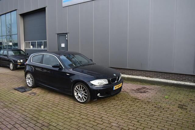 Occasion BMW 116 122 PK (89 kW) 2008 Zwart Hatchback