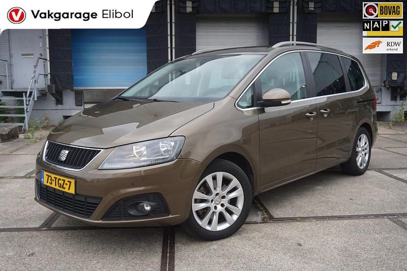 Bruin Gebruikt 2012 Seat Alhambra Style MPV | € 11.995 (Eerlijke prijs) - Afbeelding 1/4