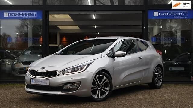 Grijs Gebruikt 2013 Kia ProCeed Hatchback | € 10.490 (Eerlijke prijs) - Afbeelding 1/4
