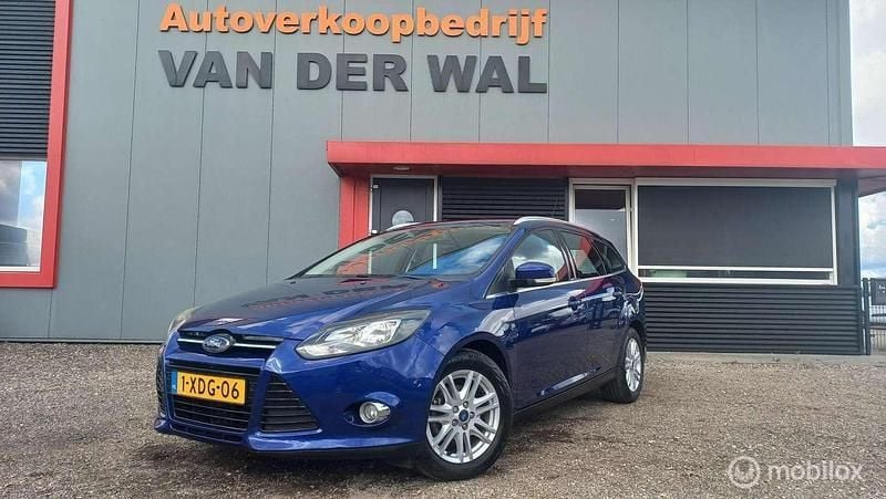 Blauw Gebruikt 2014 Ford Focus Stationwagen | € 7.999 (Eerlijke prijs) - Afbeelding 1/4