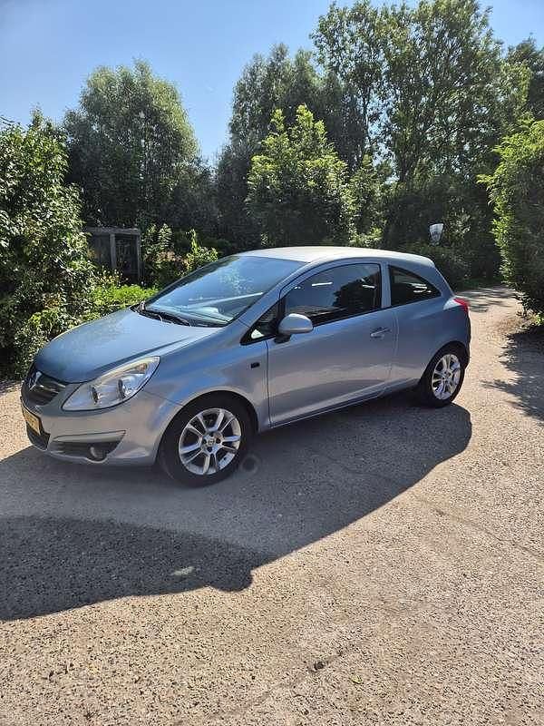 Blauw Gebruikt 2008 Opel Corsa Business Hatchback | € 2.750 (Goede deal) - Afbeelding 1/4