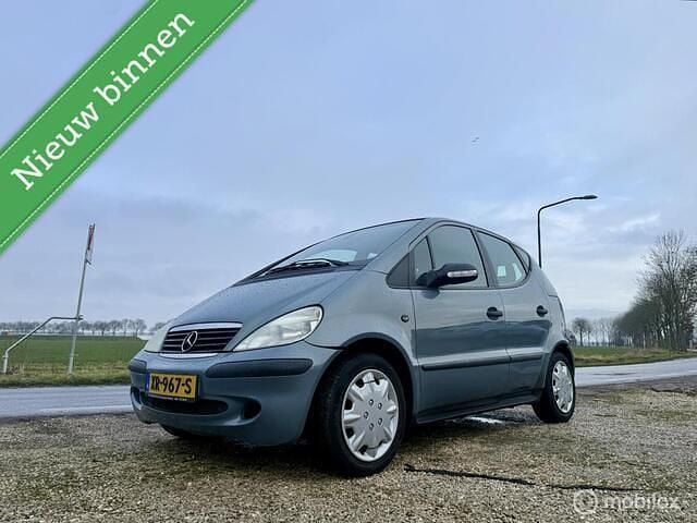 Grijs Occasion 2004 Mercedes A160 Classic MPV | € 1.495 (Eerlijke prijs) - Afbeelding 1/4