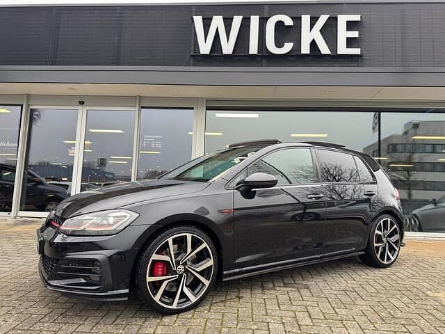 Zwart Occasion 2019 VW Golf VII GTI Hatchback | € 21.400 (Super prijs) - Afbeelding 1/4