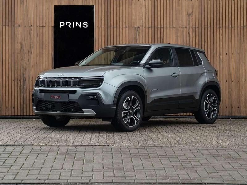 Grijs (metallic) Occasion 2025 Jeep Avenger Summit SUV | € 29.900 (Super prijs) - Afbeelding 1/4