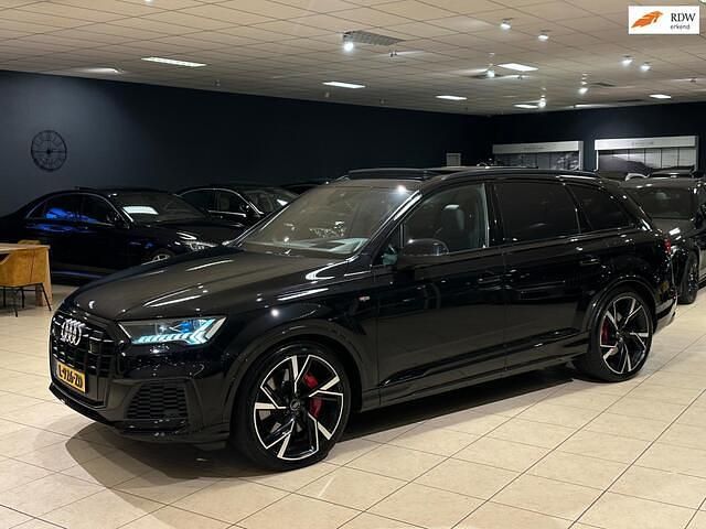Zwart (metallic) Gebruikt 2020 Audi Q7 Competition SUV | € 59.950 (Eerlijke prijs) - Afbeelding 1/4