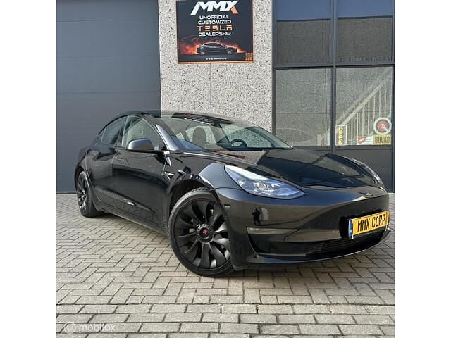 Occasion Tesla Model 3 Long Range AWD 324 kW (441 PK) 2022 Zwart Sedan