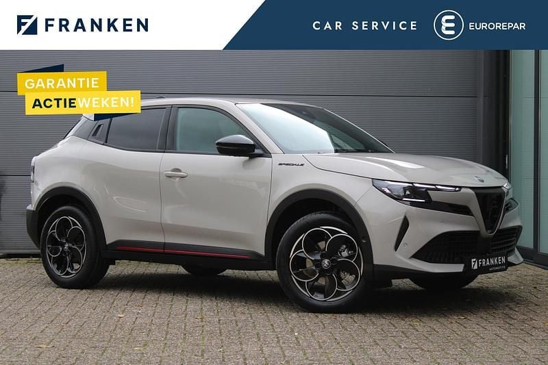 Grijs Nieuw 2025 Alfa Romeo GT Junior Edizione Speciale SUV | € 36.595 - Afbeelding 1/3