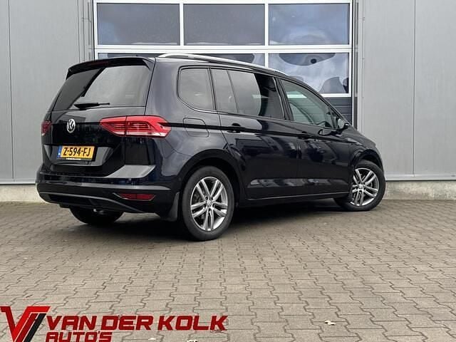 Occasion VW Touran Highline 150 PK (110 kW) 2019 Zwart MPV