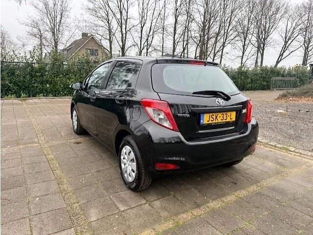 Occasion Toyota Yaris 69 PK (50 kW) 2014 Zwart Hatchback