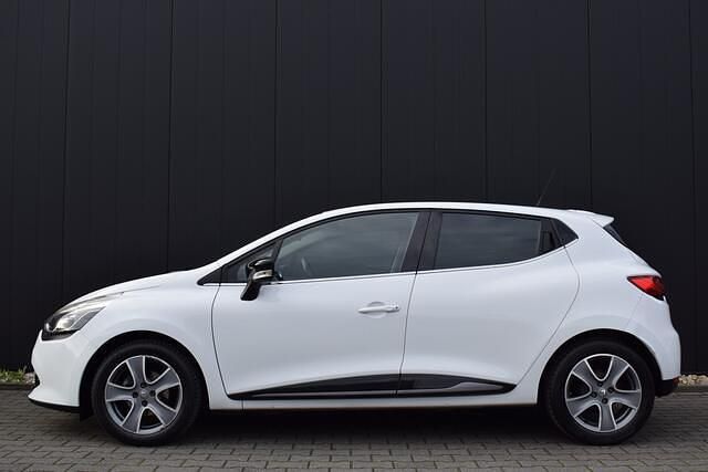 Occasion Renault Clio IV Night&Day 90 PK (66 kW) 2016 Wit Hatchback