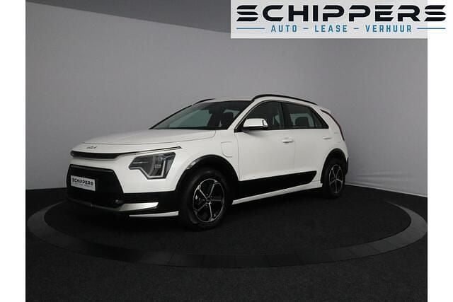 Wit Gebruikt 2023 Kia Niro Start SUV | € 27.900 (Goede deal) - Afbeelding 1/4