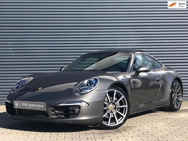 Grijs, metallic lak Gebruikt 2015 Porsche 911 Carrera 4 Chrono Coupé | € 87.900 (Eerlijke prijs) - Afbeelding 1/4