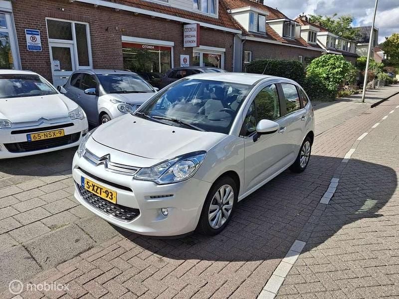 Wit Gebruikt 2015 Citroën C3 PureTech Hatchback | € 5.750 (Eerlijke prijs) - Afbeelding 1/4