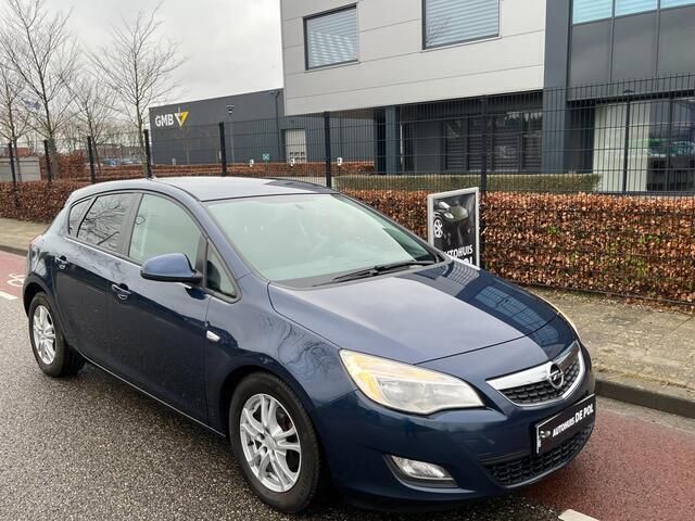 Occasion Opel Astra Selection 116 PK (85 kW) 2011 Blauw Hatchback