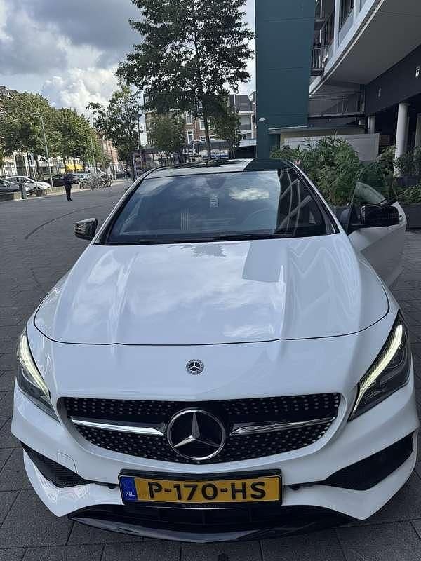 Occasion Mercedes CLA180 AMG line 122 PK (89 kW) 2018 Zwart Sedan