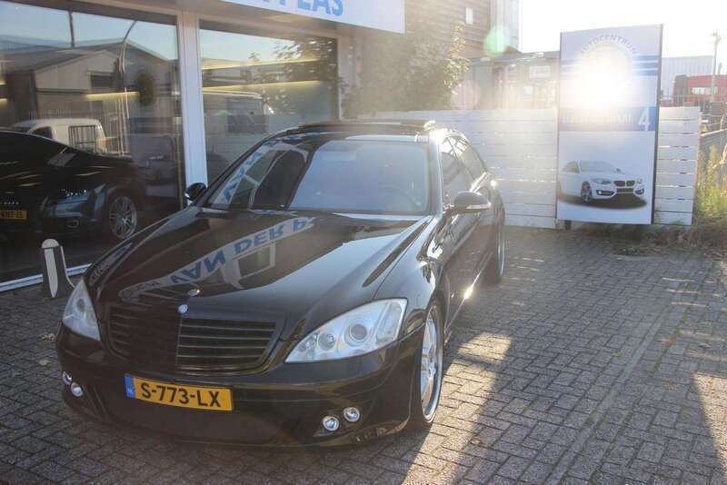 Zwart, metallic lak Gebruikt 2006 Mercedes S500 Sedan | € 28.950 - Afbeelding 1/4