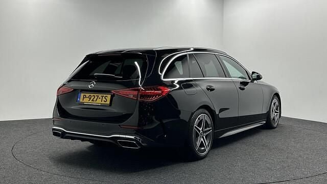 Occasion Mercedes C180 AMG line 191 PK (140 kW) 2022 Zwart Stationwagen