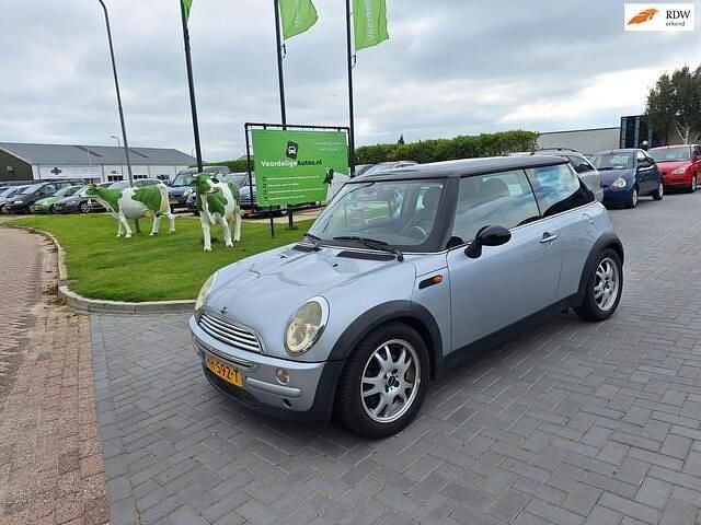 Grijs Gebruikt 2003 Mini Cooper Chili Hatchback | € 2.999 (Super prijs) - Afbeelding 1/4