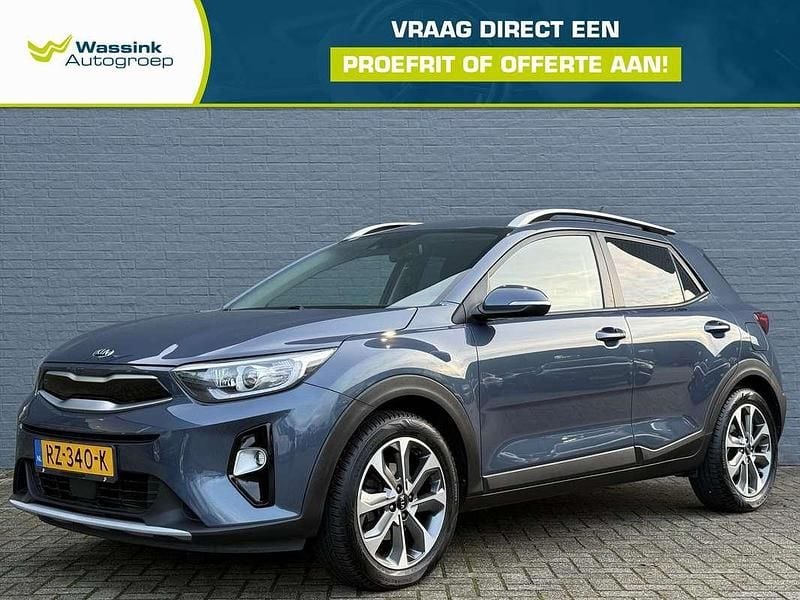 Blauw Occasion 2018 Kia Stonic SUV | € 13.440 (Eerlijke prijs) - Afbeelding 1/4