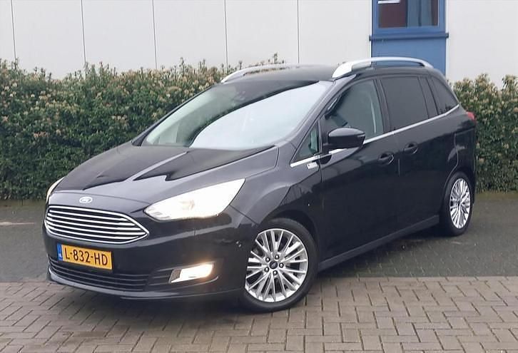 Zwart (metallic) Occasion 2015 Ford Grand C-Max Titanium MPV | € 7.950 (Eerlijke prijs) - Afbeelding 1/4