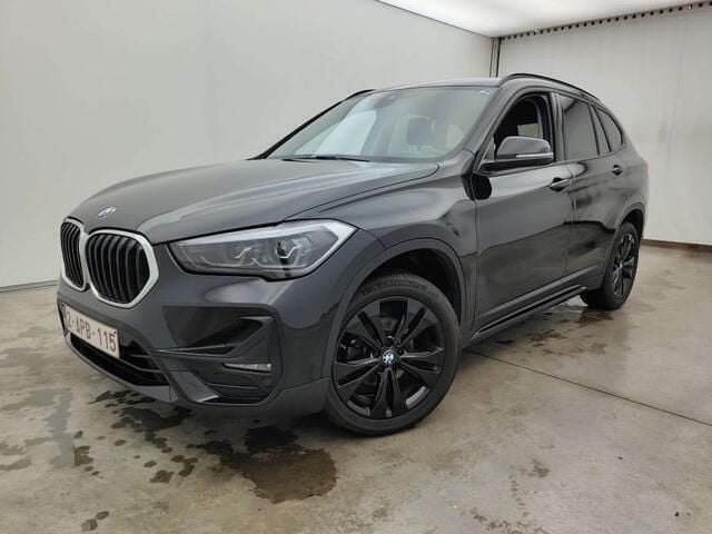 Zwart Gebruikt 2021 BMW X1 Sport Line SUV | € 22.990 (Eerlijke prijs) - Afbeelding 1/3