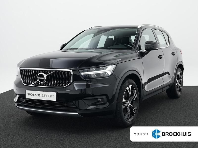 Zwart Gebruikt 2018 Volvo XC40 Inscription SUV | € 29.900 (Eerlijke prijs) - Afbeelding 1/4