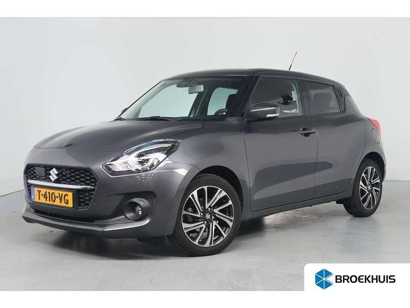 Grijs Occasion 2023 Suzuki Swift Style Hatchback | € 20.900 (Iets duurder) - Afbeelding 1/4