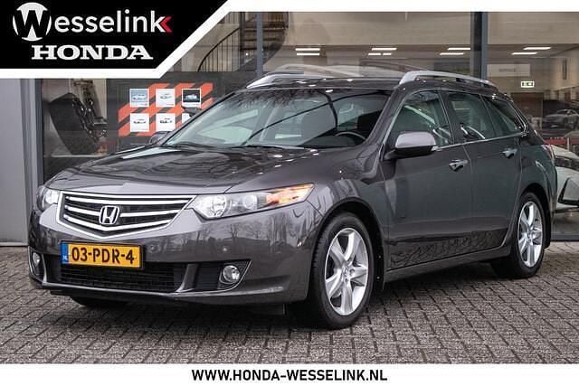 Grijs Occasion 2011 Honda Accord Elegance Stationwagen | € 10.950 (Eerlijke prijs) - Afbeelding 1/4