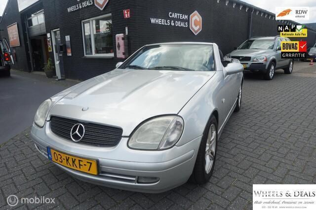 Grijs Gebruikt 1999 Mercedes SLK200 Cabriolet | € 2.995 (Super prijs) - Afbeelding 1/4