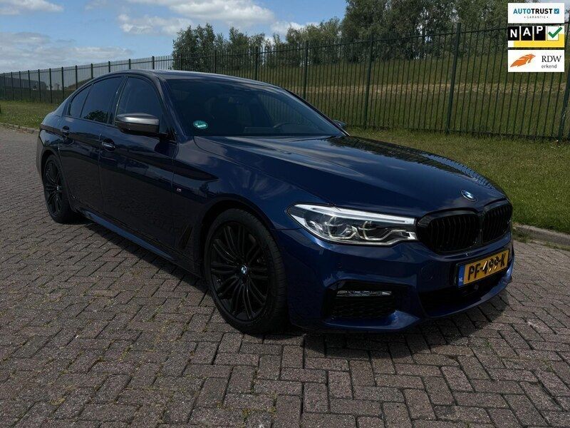 Blauw Gebruikt 2017 BMW 540 Executive Sedan | € 34.950 (Duur) - Afbeelding 1/4