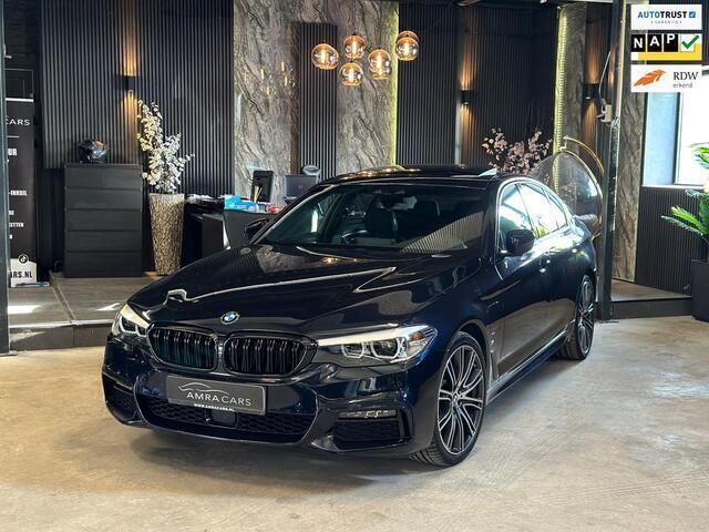 Zwart Gebruikt 2019 BMW 530e Comfort Edition Sedan | € 32.500 (Iets duurder) - Afbeelding 1/4