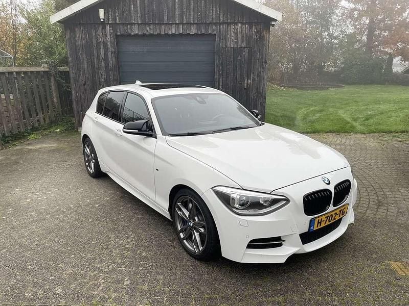 Occasion 2014 BMW M135 Sport Line Hatchback | € 20.000 (Goede deal) - Afbeelding 1/4
